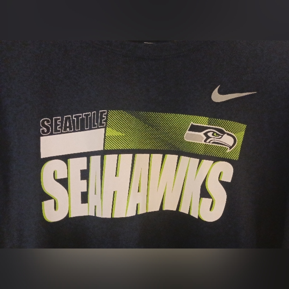 Nike Dri-Fit Seattle Seahawks Womens XL T-Shirt Top - Picture 2 of 5